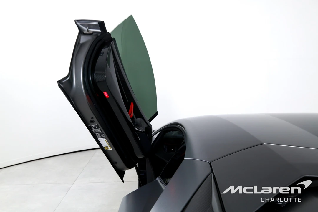 2020 Lamborghini Aventador SVJ LP770-4 - Image 11 of 31