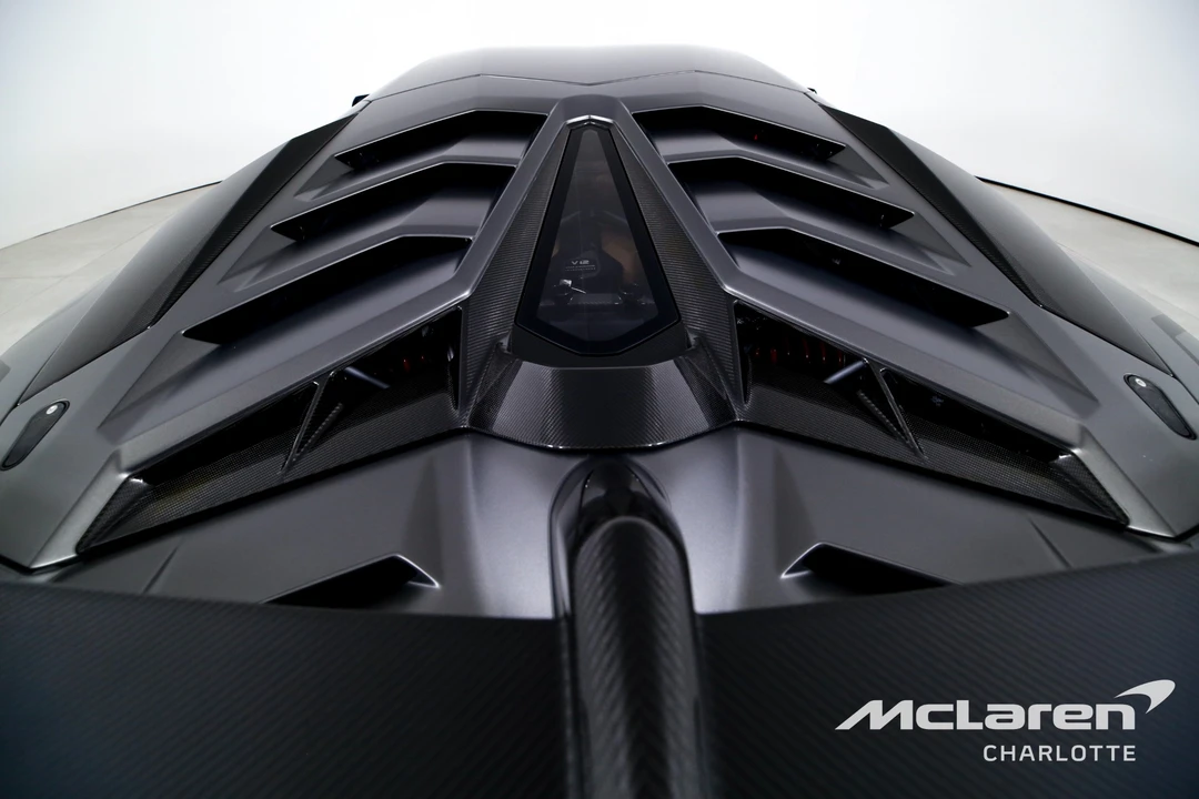 2020 Lamborghini Aventador SVJ LP770-4 - Image 26 of 31