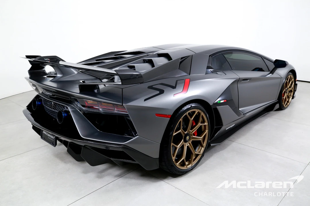 2020 Lamborghini Aventador SVJ LP770-4 - Image 9 of 31