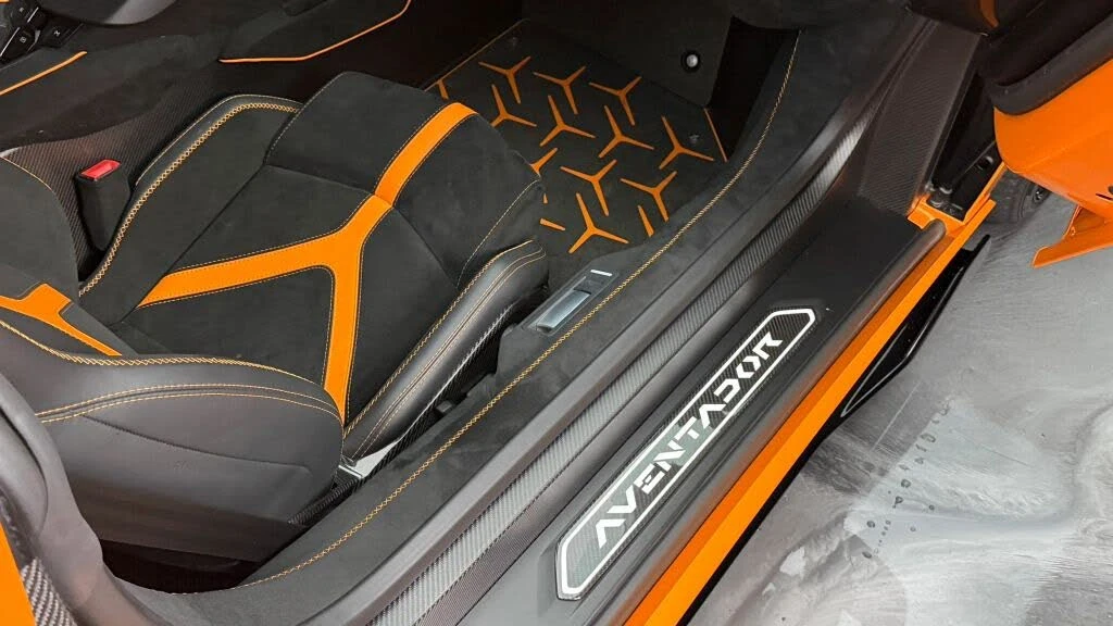 2020 Lamborghini Aventador SVJ LP770-4 - Image 28 of 28