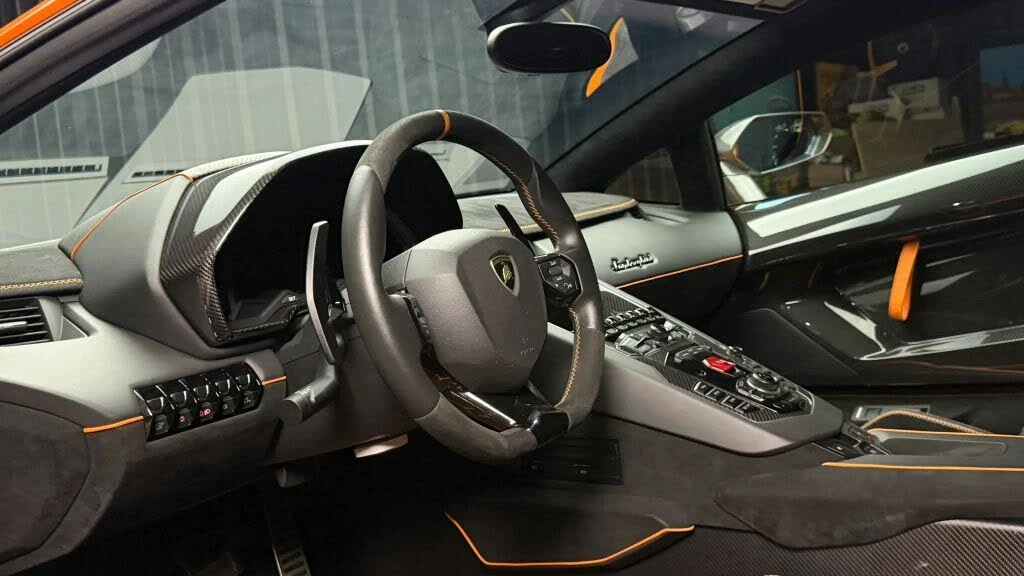 2020 Lamborghini Aventador SVJ LP770-4 - Image 25 of 28