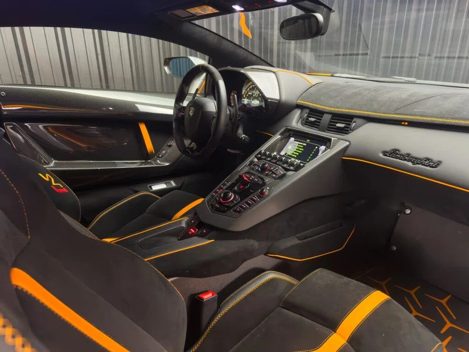 2020 Lamborghini Aventador SVJ LP770-4 - Image 20 of 28