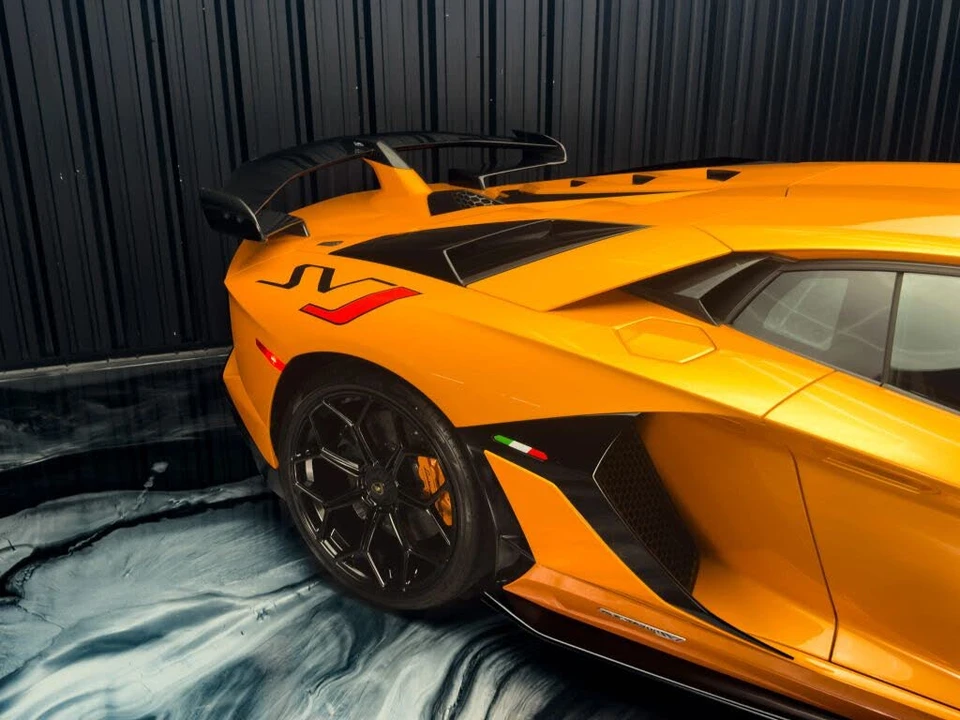 2020 Lamborghini Aventador SVJ LP770-4 - Image 14 of 28