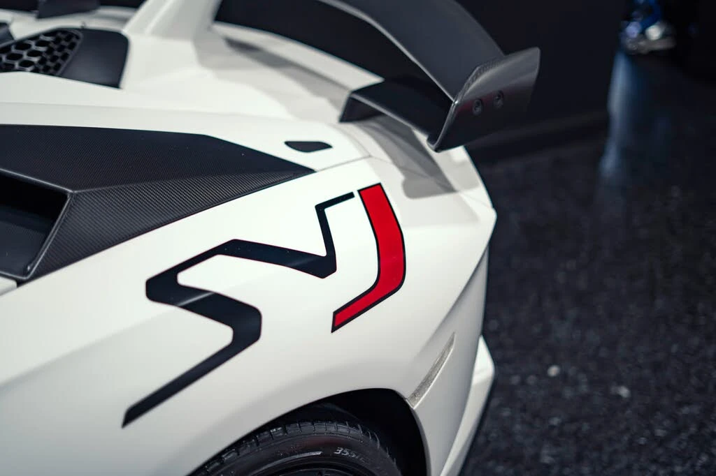 2020 Lamborghini Aventador SVJ LP770-4 - Image 15 of 31