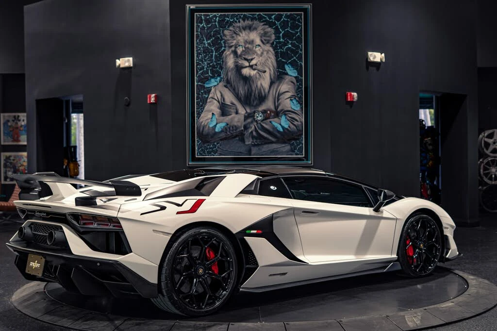 2020 Lamborghini Aventador SVJ LP770-4 - Image 6 of 31