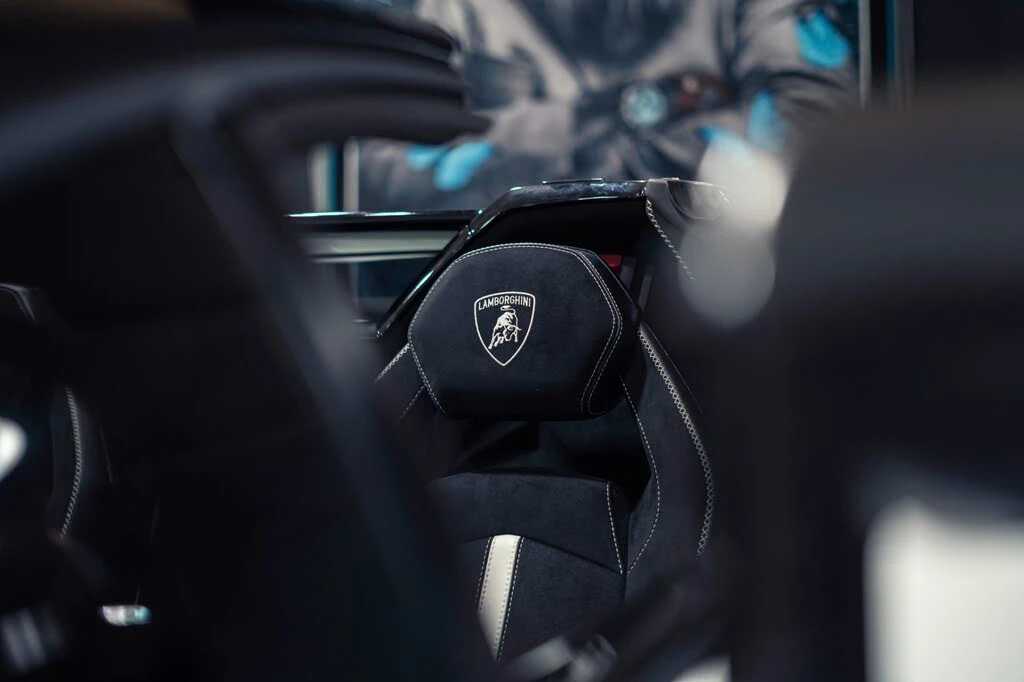 2020 Lamborghini Aventador SVJ LP770-4 - Image 22 of 31