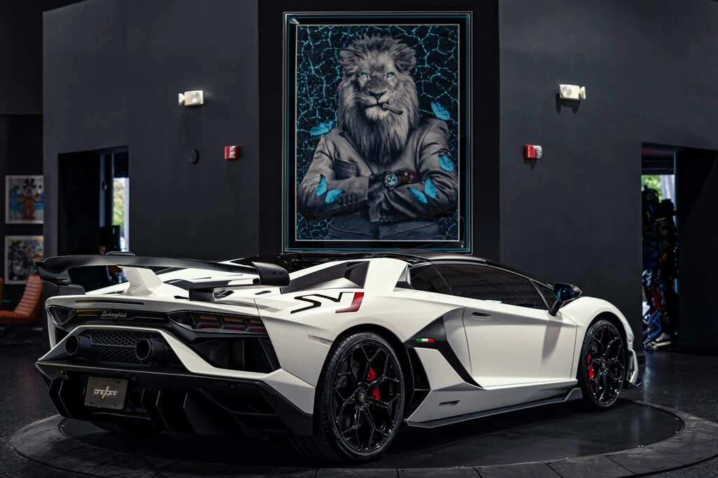 2020 Lamborghini Aventador SVJ LP770-4 - Image 9 of 31