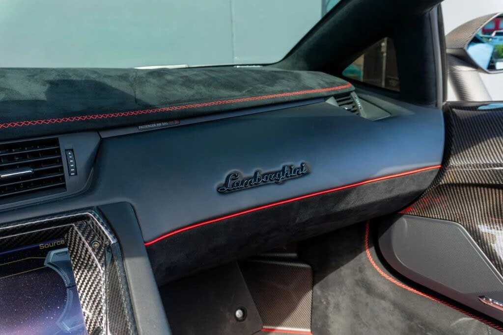 2020 Lamborghini Aventador SVJ LP770-4 - Image 20 of 31