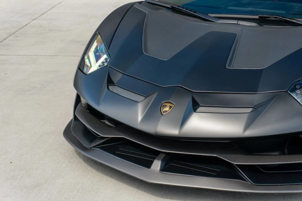 2020 Lamborghini Aventador SVJ LP770-4 - Image 27 of 31