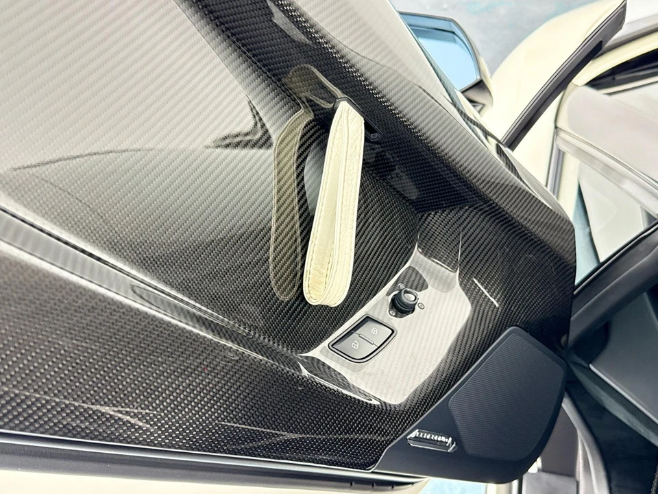 2020 Lamborghini Aventador SVJ LP770-4 Roadster - Image 25 of 31