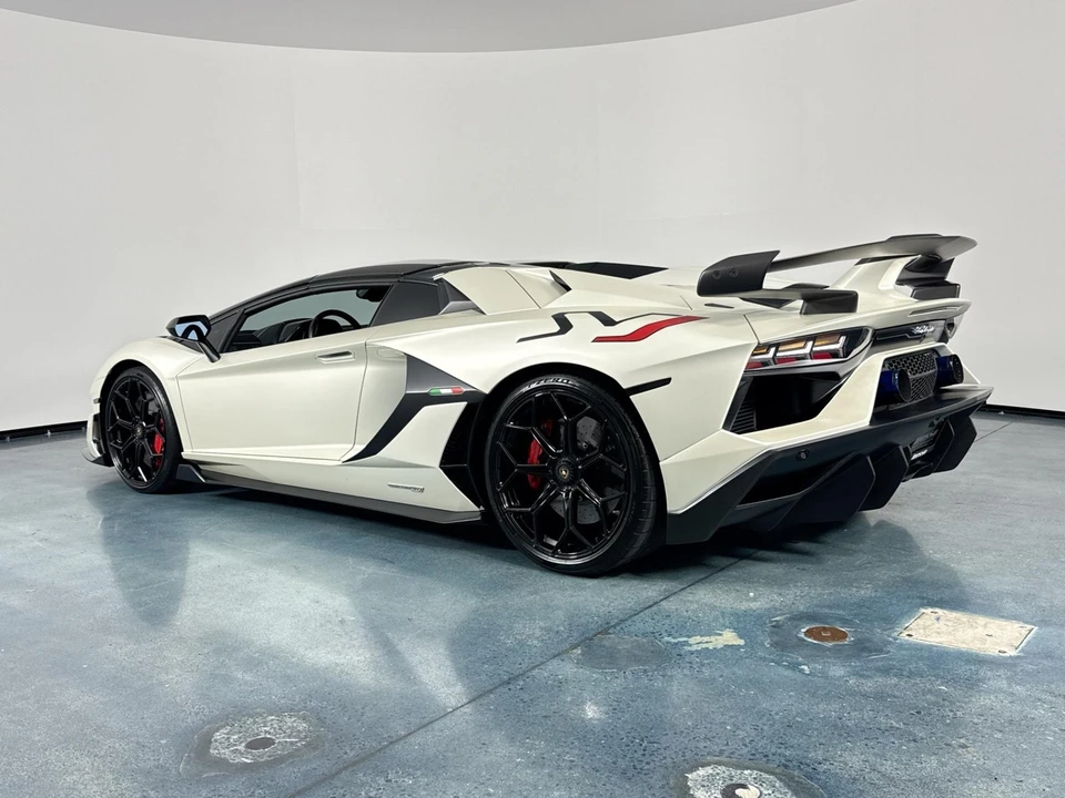 2020 Lamborghini Aventador SVJ LP770-4 Roadster - Image 14 of 31