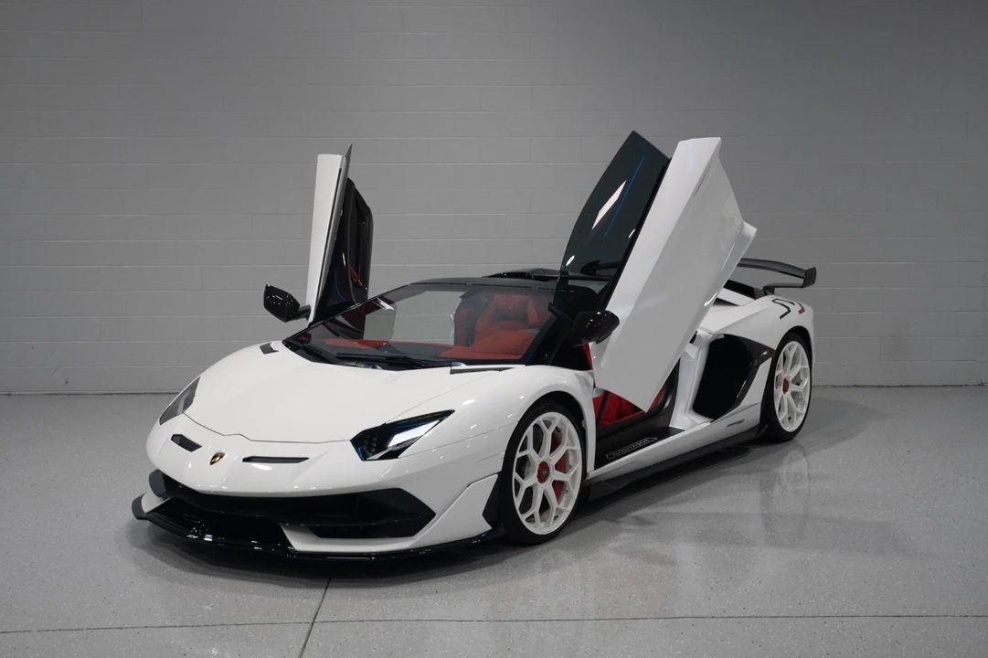 2020 Lamborghini Aventador SVJ LP770-4 - Image 3 of 31