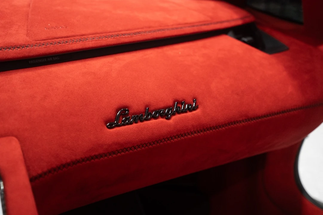 2020 Lamborghini Aventador SVJ LP770-4 - Image 22 of 31