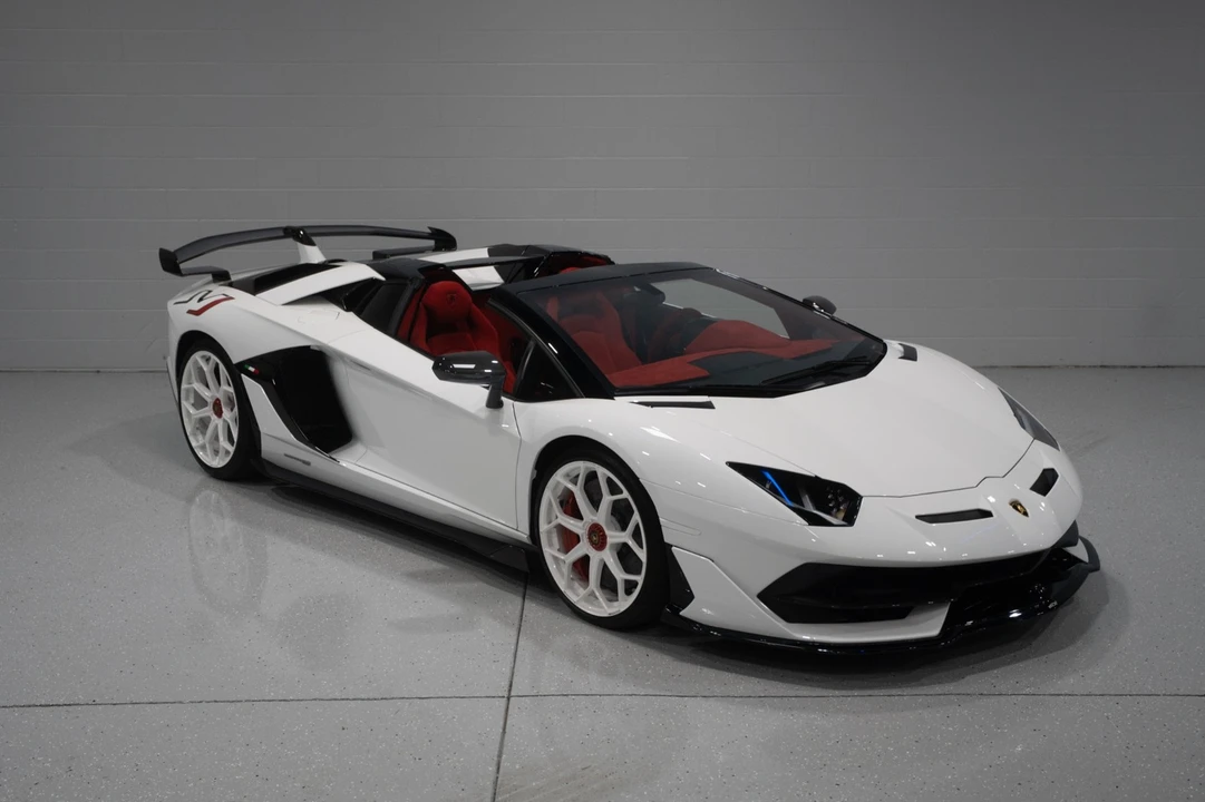 2020 Lamborghini Aventador SVJ LP770-4 - Image 6 of 31