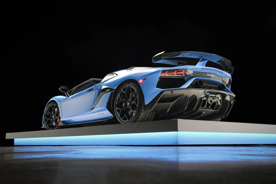 2020 Lamborghini Aventador SVJ LP770-4 Roadster - Image 16 of 31