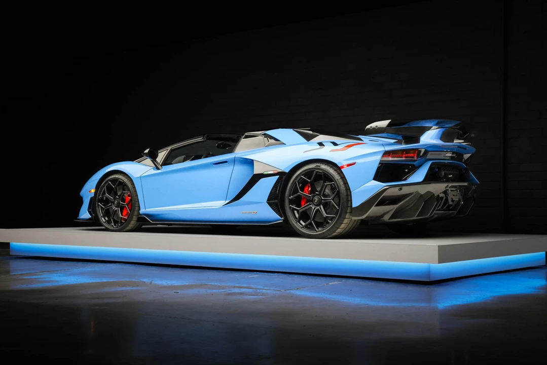 2020 Lamborghini Aventador SVJ LP770-4 Roadster - Image 14 of 31