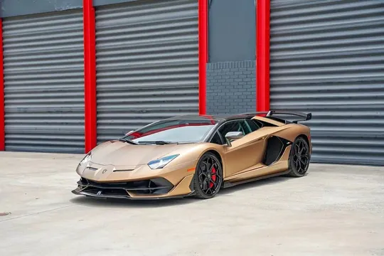 2020 Lamborghini Aventador SVJ Convertible 2D