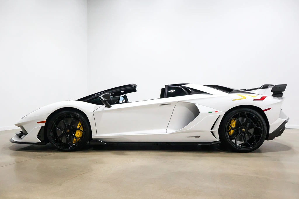 2020 Lamborghini Aventador SVJ LP770-4 Roadster - Image 18 of 31