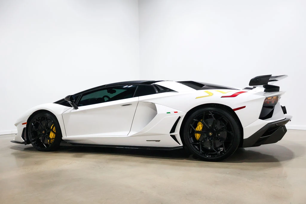 2020 Lamborghini Aventador SVJ LP770-4 Roadster - Image 25 of 31