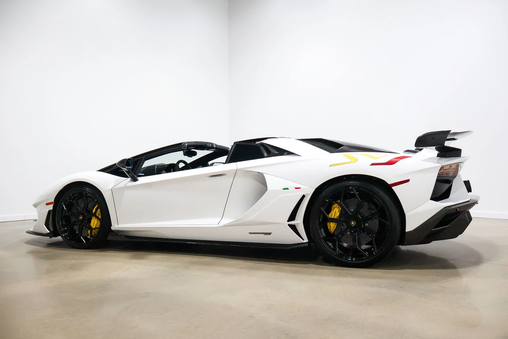 2020 Lamborghini Aventador SVJ LP770-4 Roadster - Image 24 of 31