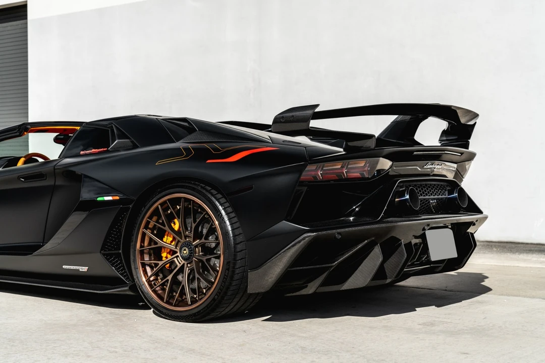 2020 Lamborghini Aventador SVJ LP770-4 - Image 21 of 31