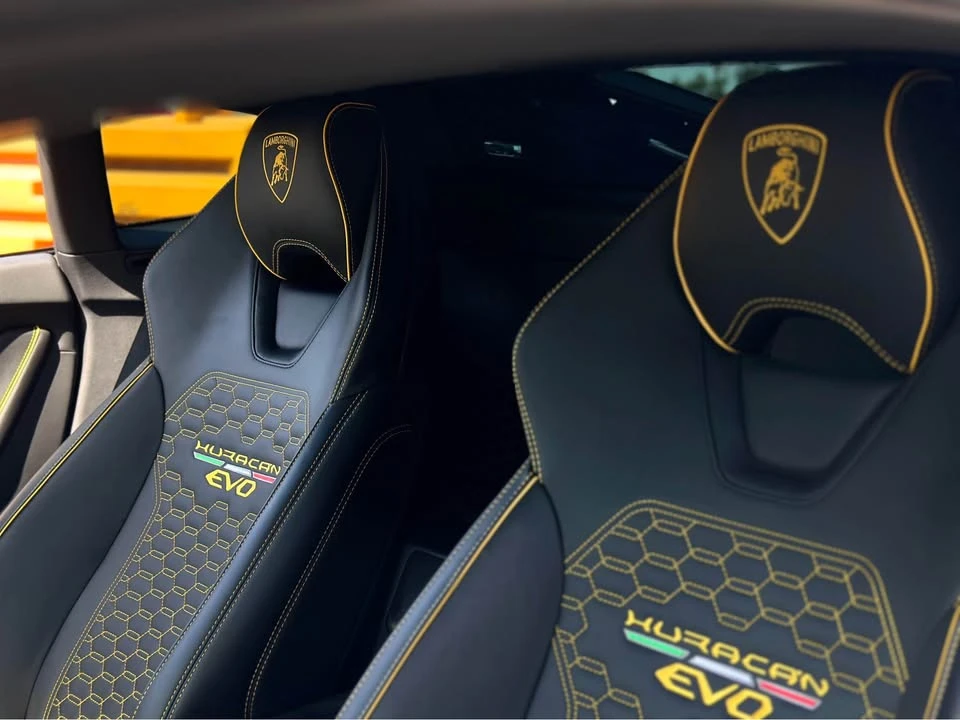 2020 Lamborghini Huracan - Image 8 of 11