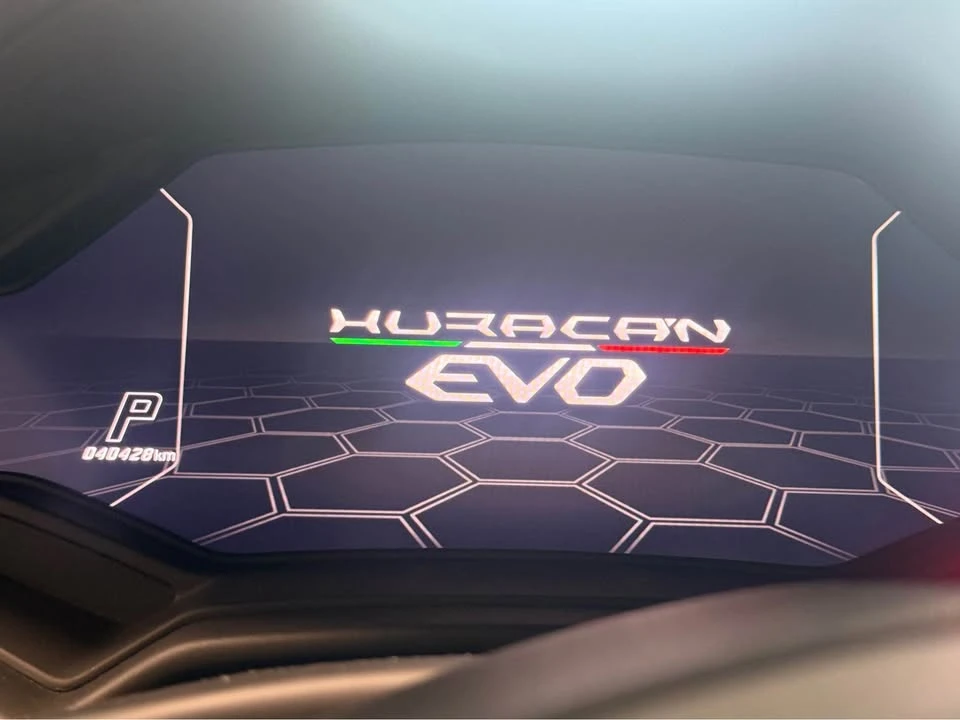 2020 Lamborghini Huracan - Image 10 of 15