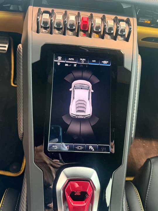 2020 Lamborghini Huracan - Image 13 of 15