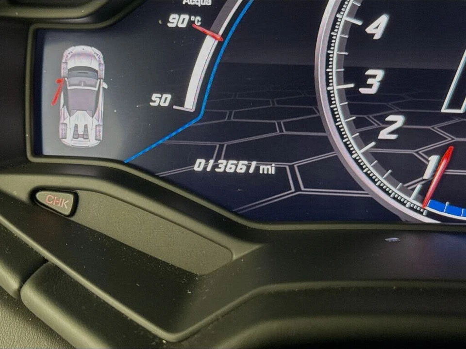 2020 Lamborghini Huracan LP610-2 EVO - Image 12 of 31