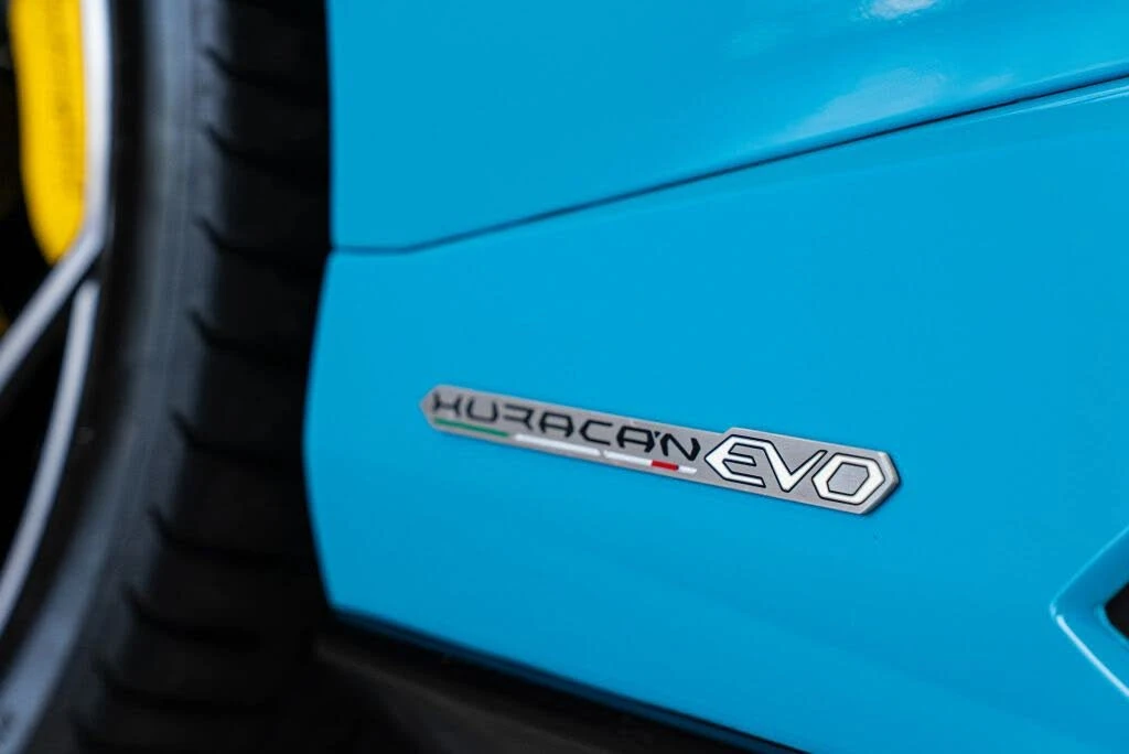 2020 Lamborghini Huracan LP640-4 EVO - Image 11 of 31