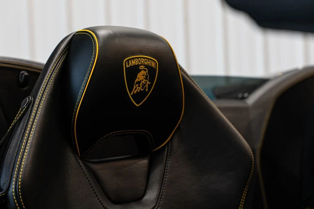 2020 Lamborghini Huracan LP640-4 EVO - Image 13 of 31