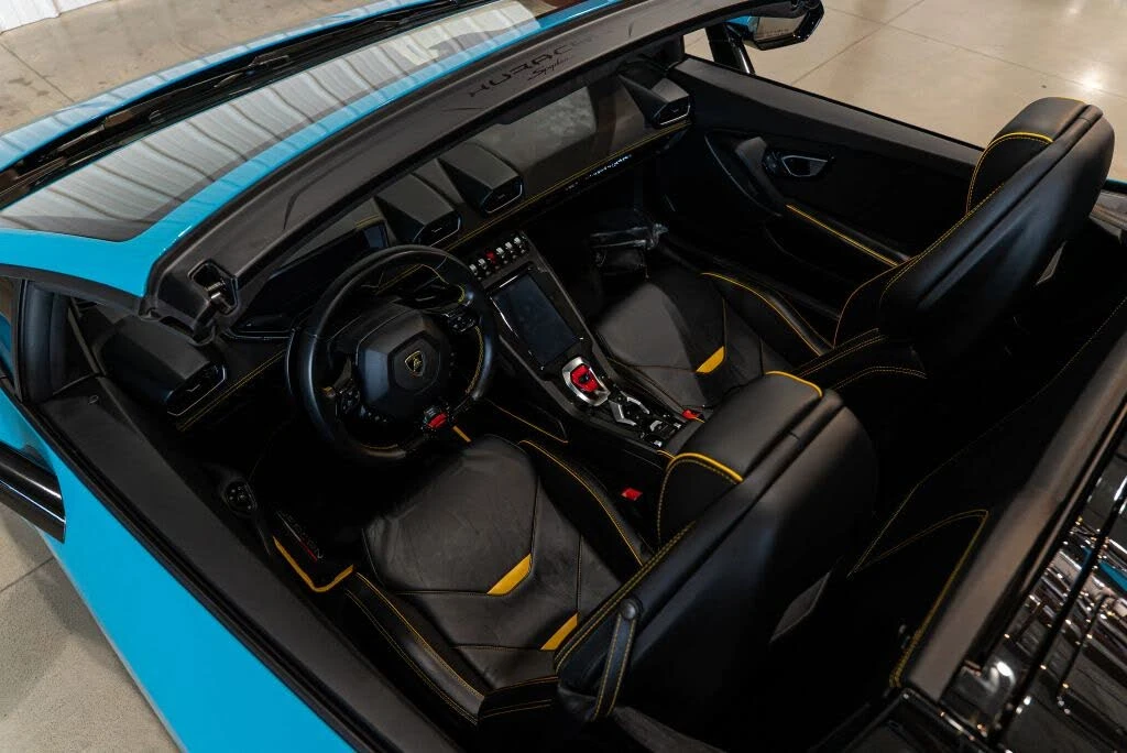 2020 Lamborghini Huracan LP640-4 EVO - Image 23 of 31