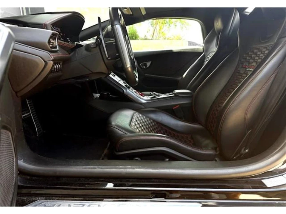 2020 Lamborghini Huracan - Image 5 of 8