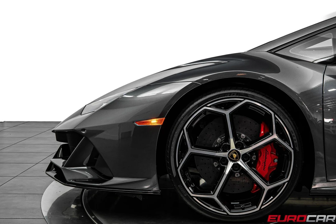 2020 Lamborghini Huracan LP640-4 EVO - Image 14 of 31
