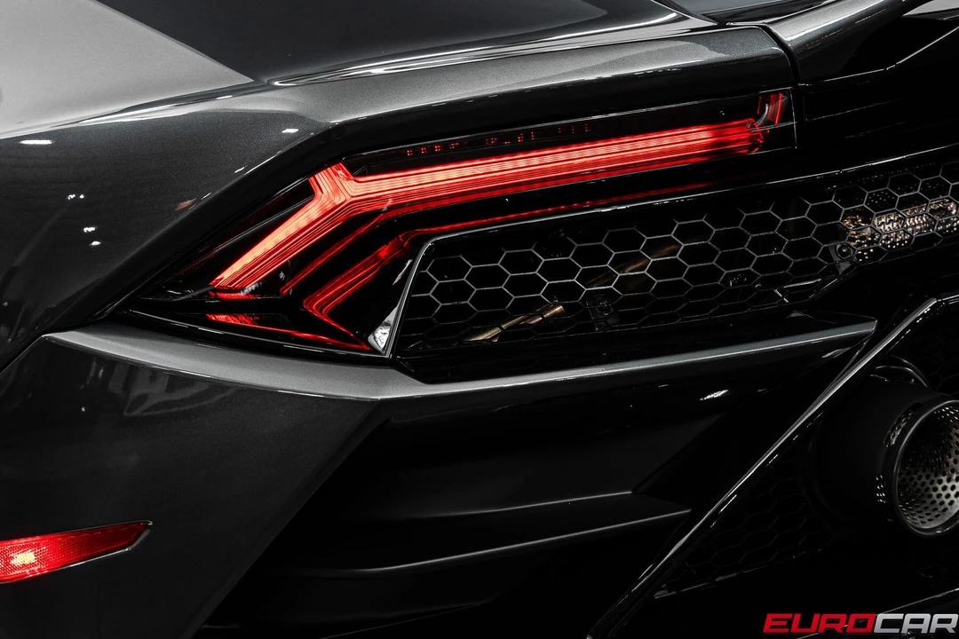 2020 Lamborghini Huracan LP640-4 EVO - Image 20 of 31