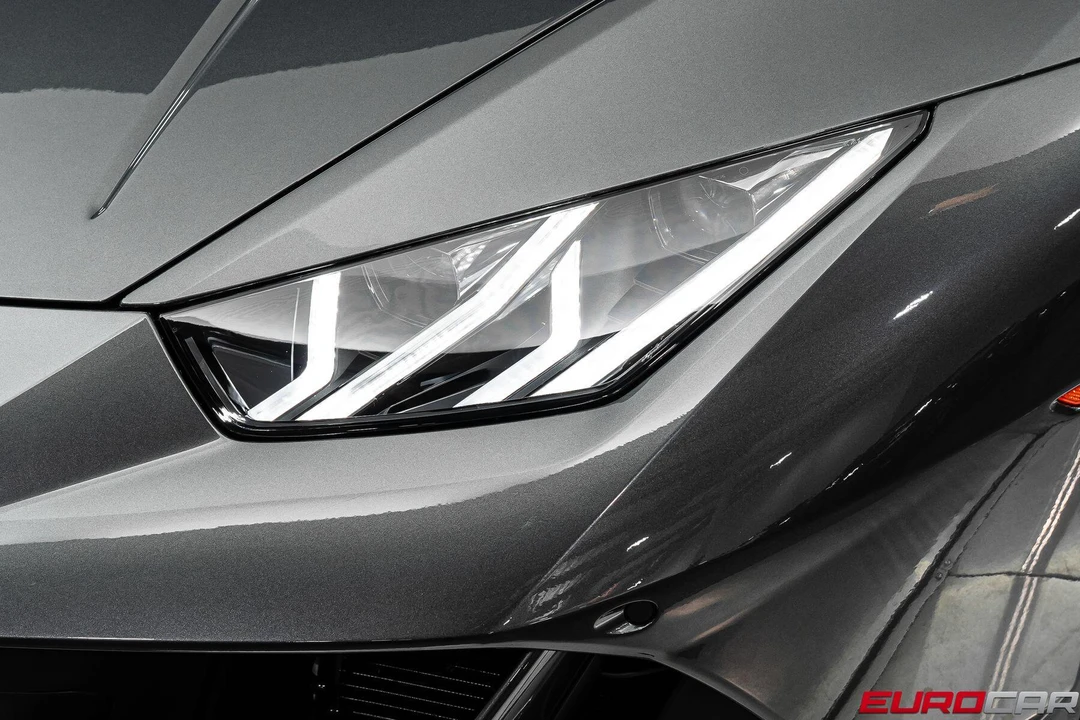2020 Lamborghini Huracan LP640-4 EVO - Image 12 of 31