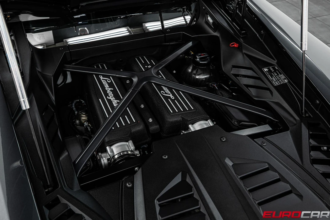 2020 Lamborghini Huracan LP640-4 EVO - Image 19 of 31