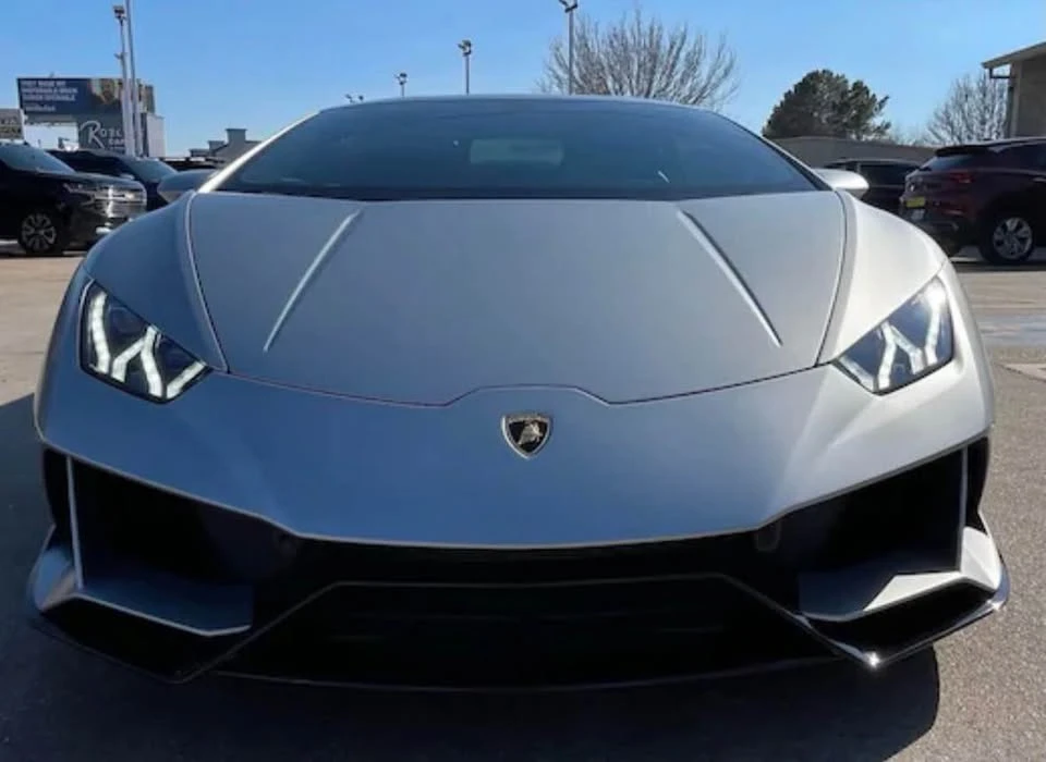 2020 Lamborghini - Image 7 of 20