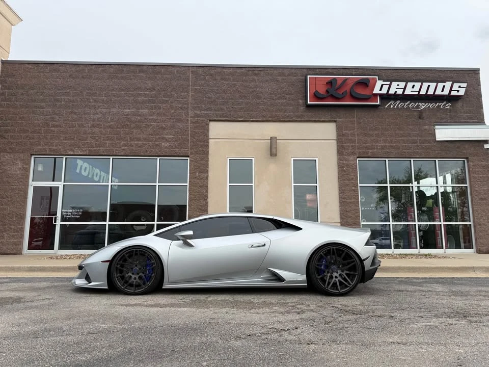 2020 Lamborghini Huracan - Image 2 of 10