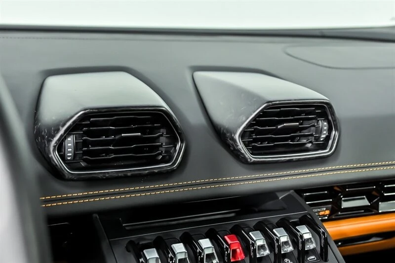 2020 Lamborghini Huracan - Image 30 of 31