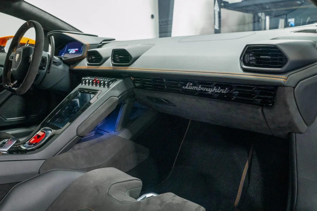 2020 Lamborghini Huracan LP610-2 EVO - Image 13 of 21