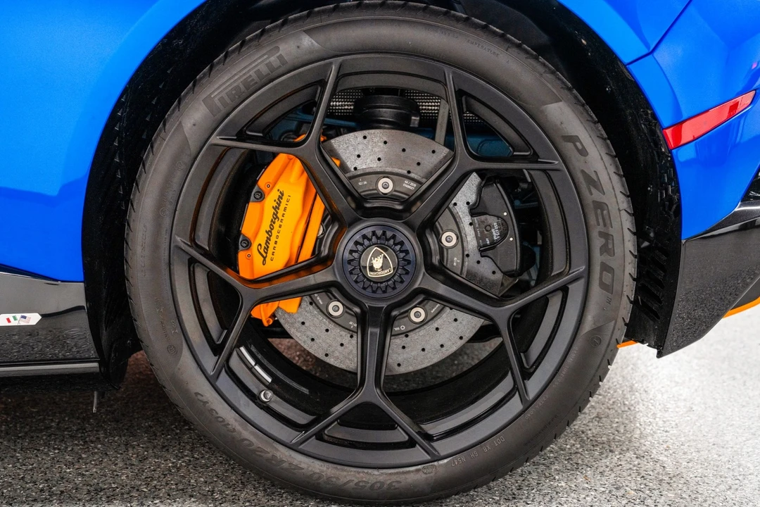 2020 Lamborghini Huracan LP610-2 EVO - Image 10 of 21