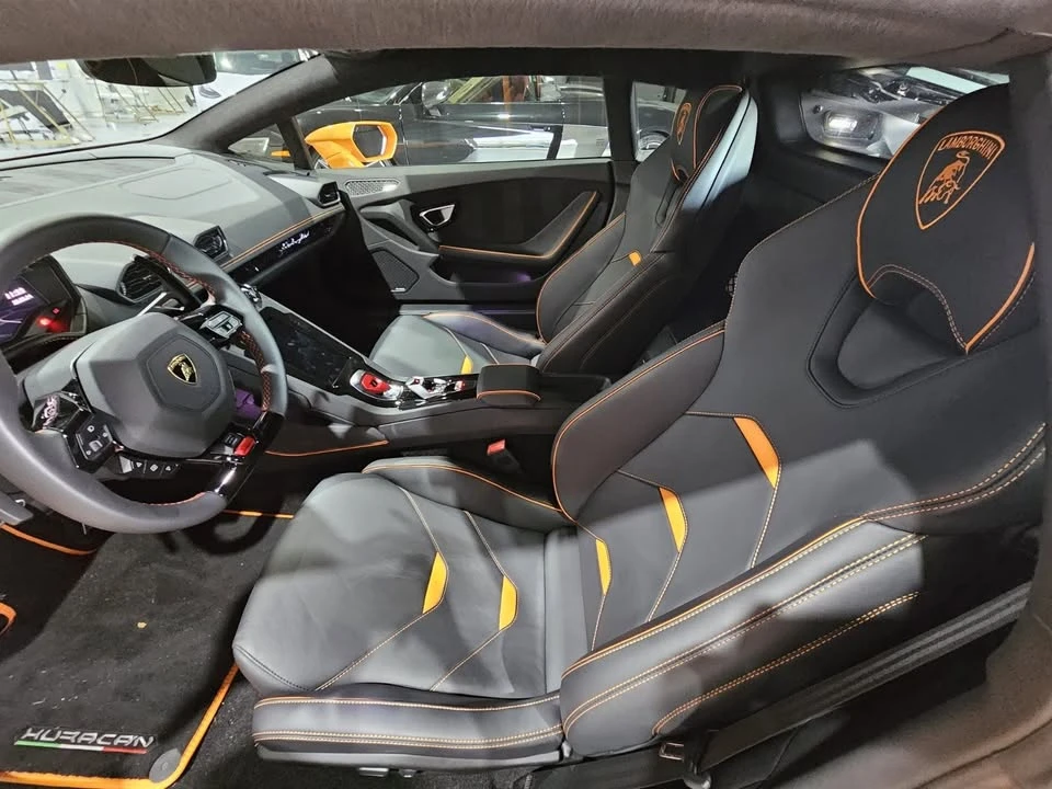 2020 Lamborghini Huracan - Image 7 of 20