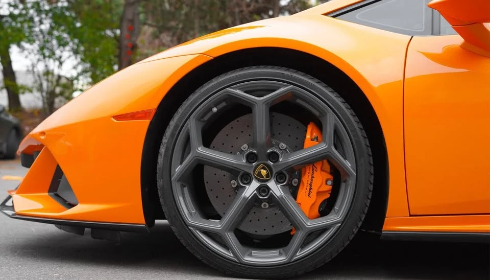 2020 Lamborghini Huracan - Image 15 of 20