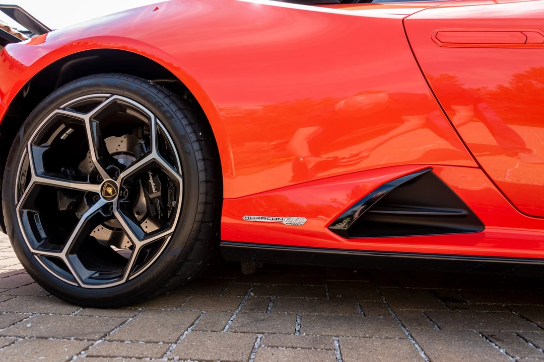 2020 Lamborghini Huracan LP610-2 EVO - Image 24 of 31