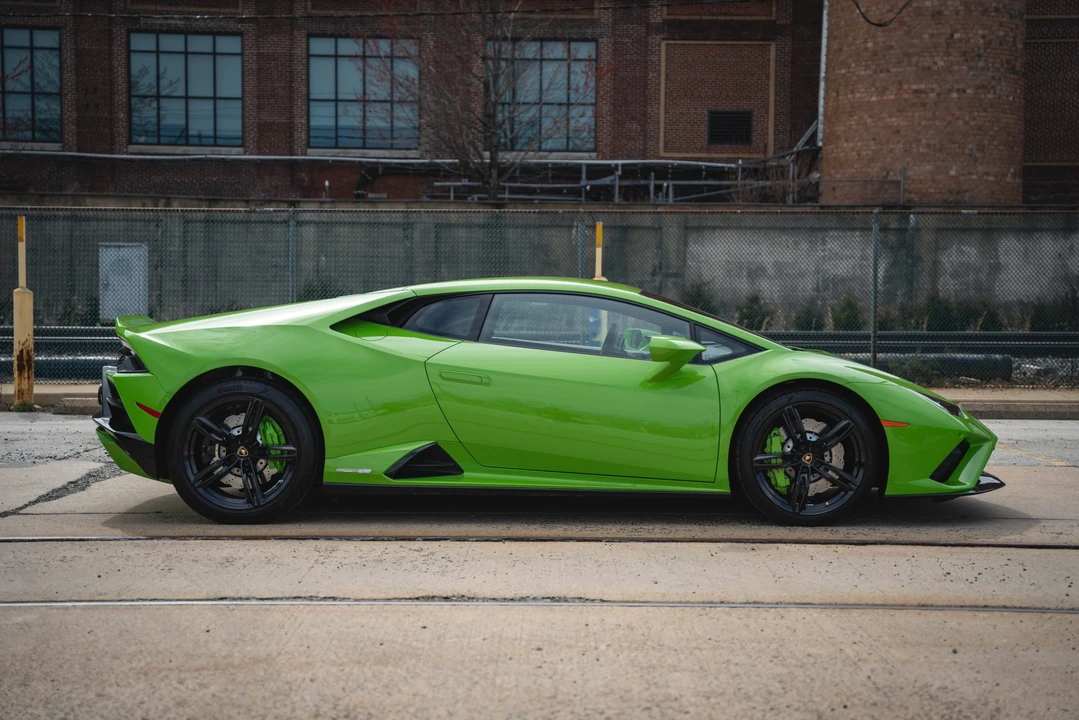 2020 Lamborghini Huracan LP610-2 EVO - Image 15 of 31
