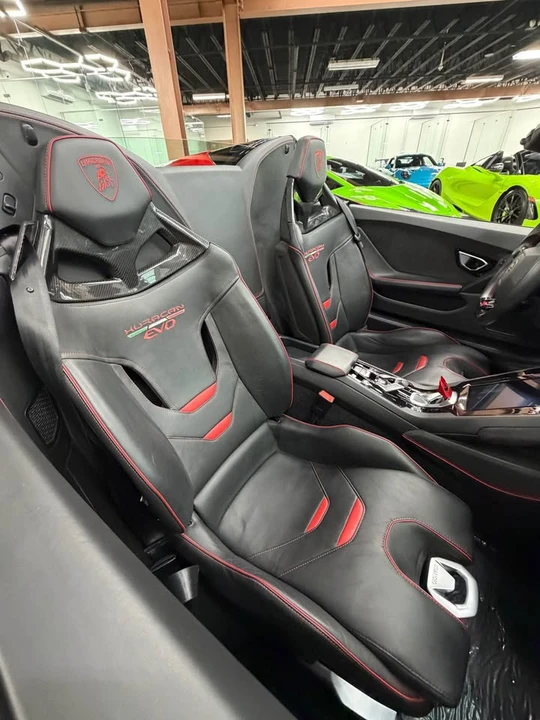 2020 Lamborghini Huracan LP610-2 EVO - Image 8 of 17