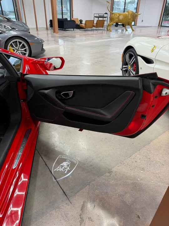 2020 Lamborghini Huracan LP610-2 EVO - Image 10 of 17