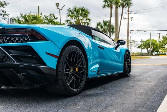 2020 Lamborghini Huracan LP610-2 EVO - Image 14 of 21
