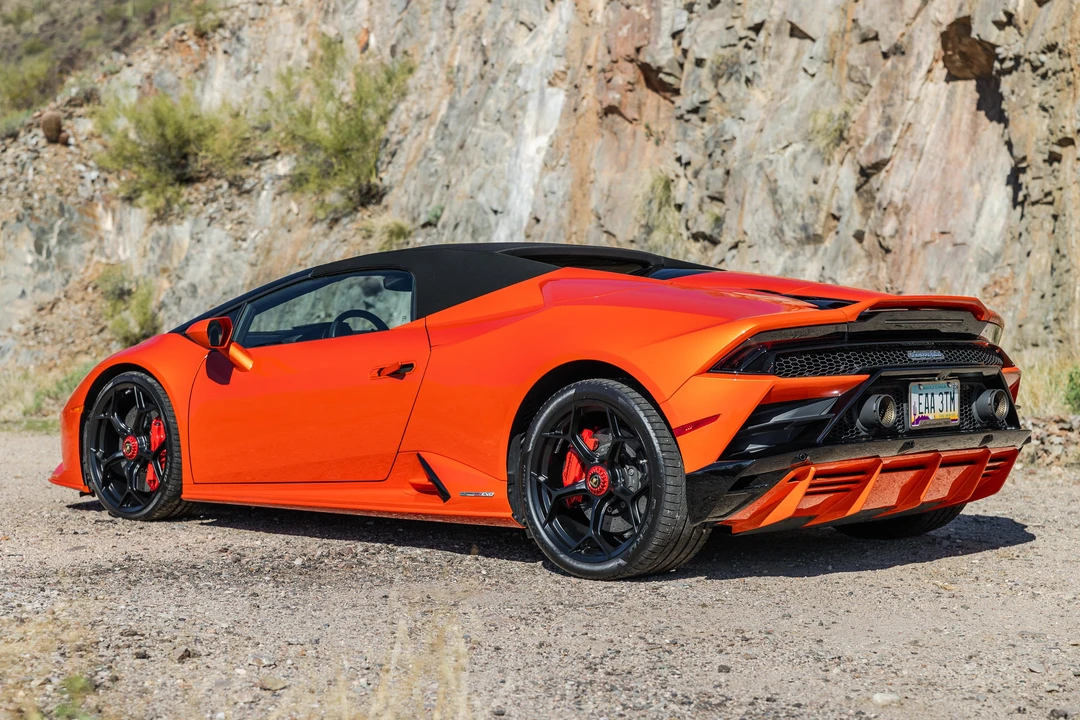 2020 Lamborghini Huracan LP610-2 EVO - Image 17 of 31